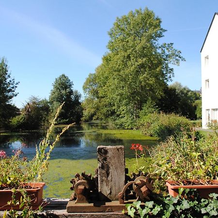 Logis Hôtel Le Relais du Moulin Valençay Exterior foto